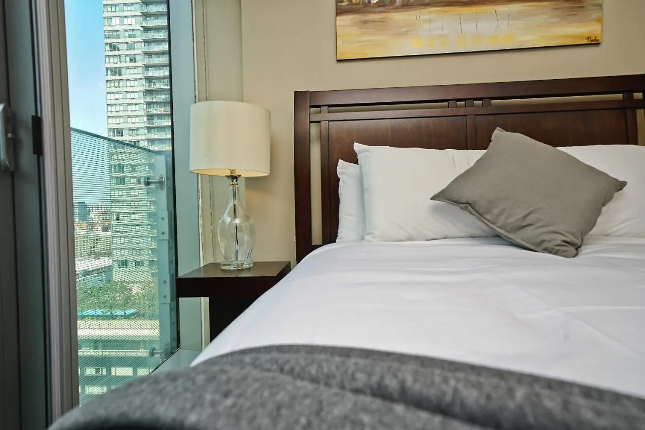 The York Boutique Suites Toronto Apartman