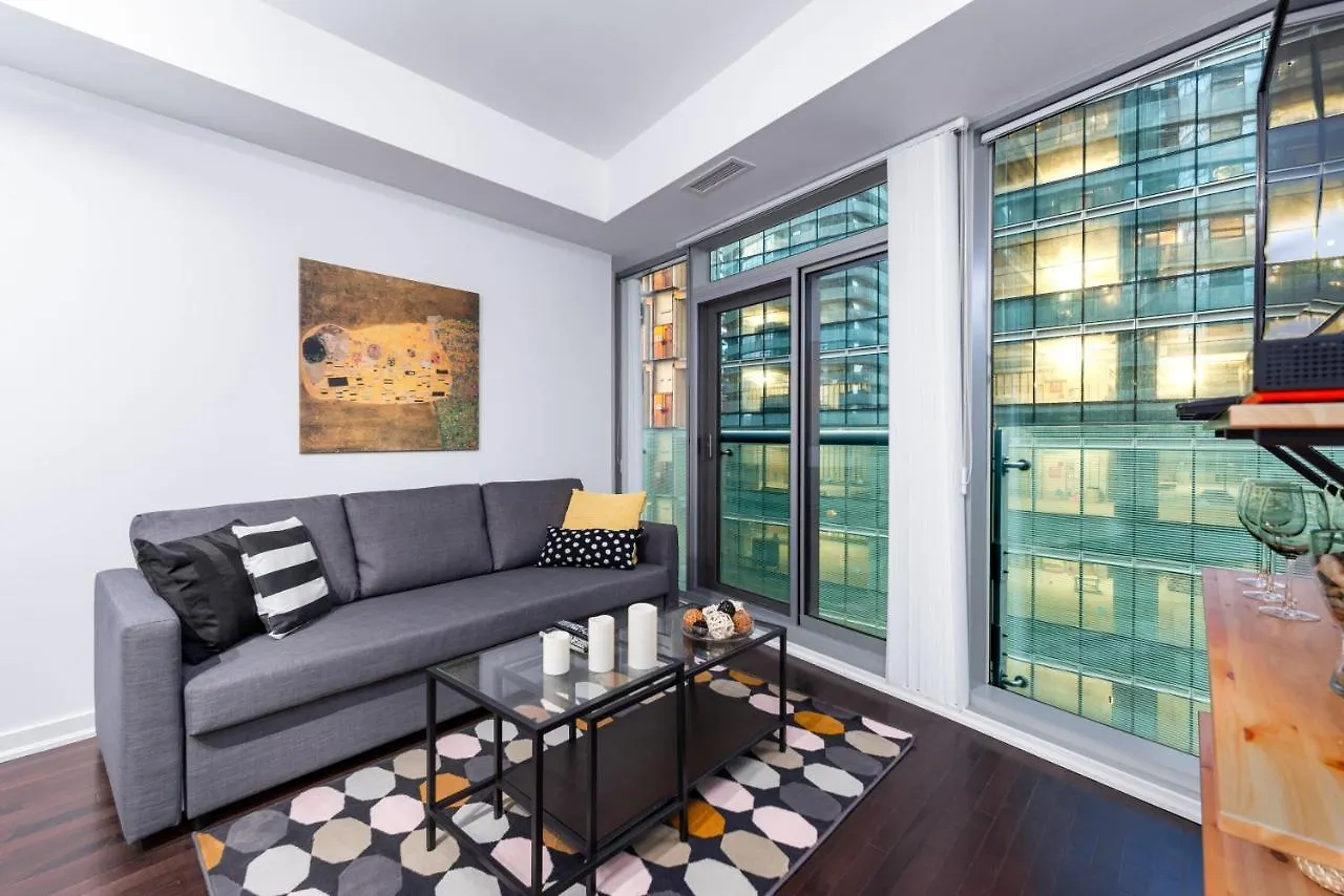 The York Boutique Suites Toronto 0*,  Kanada