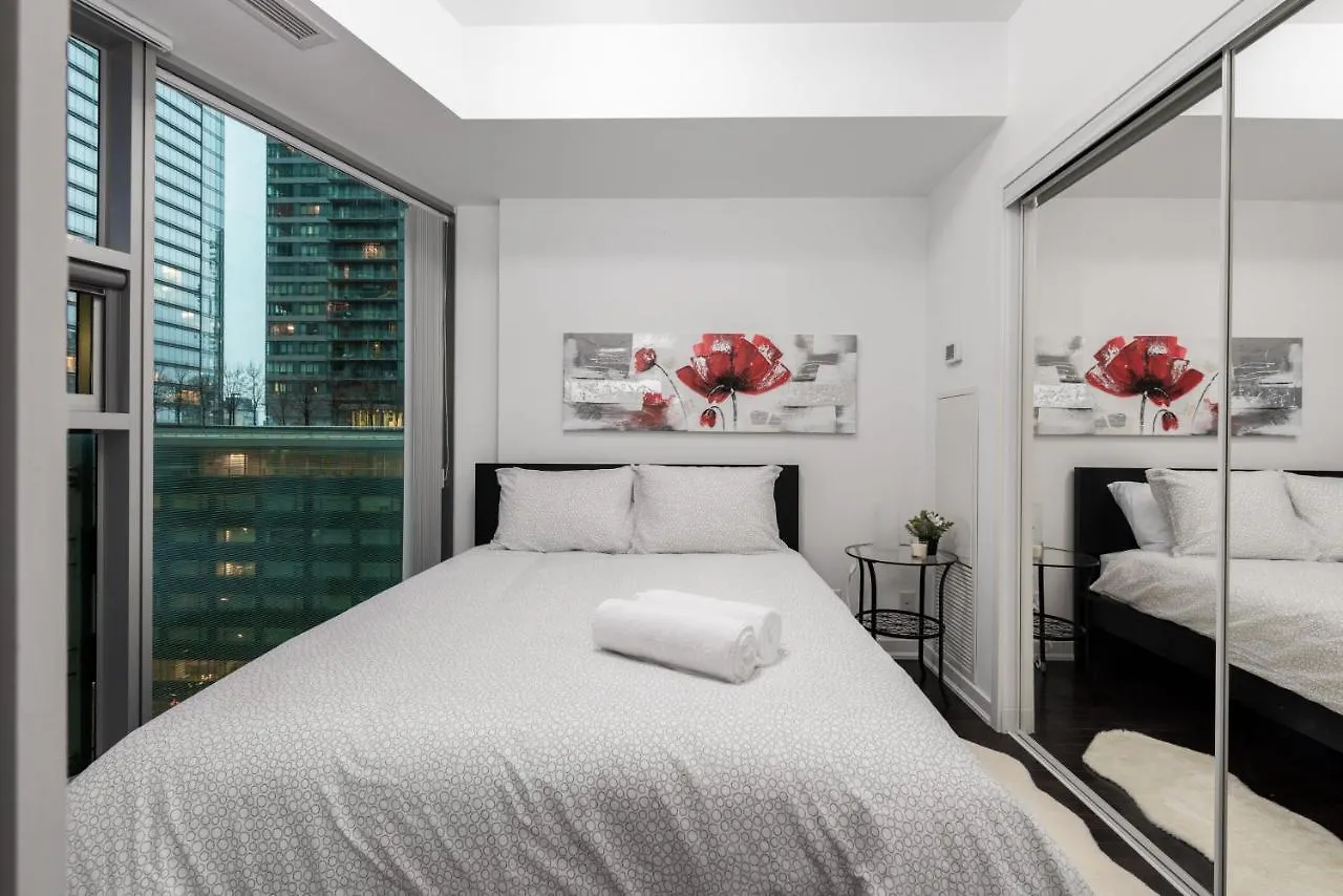 The York Boutique Suites Toronto Apartman
