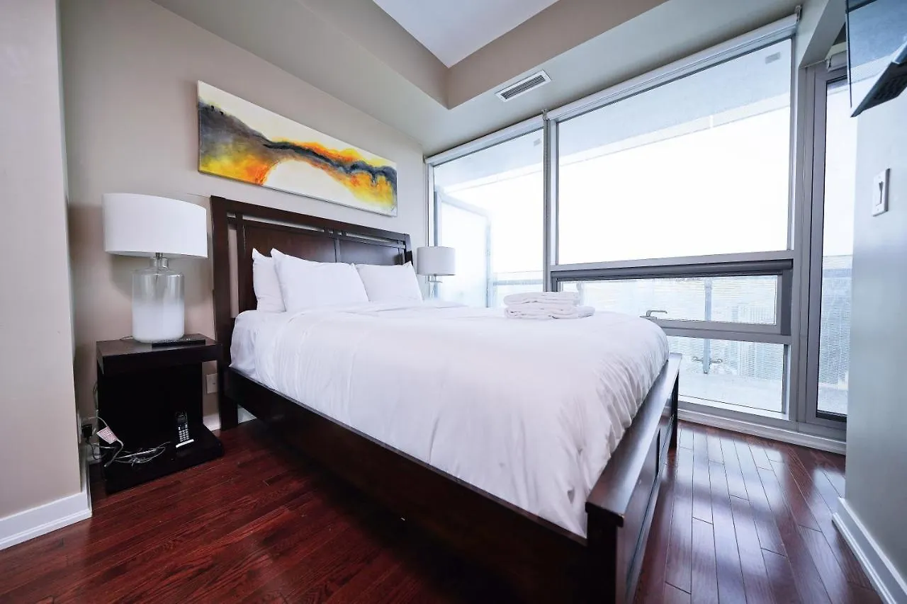 The York Boutique Suites Toronto Apartman