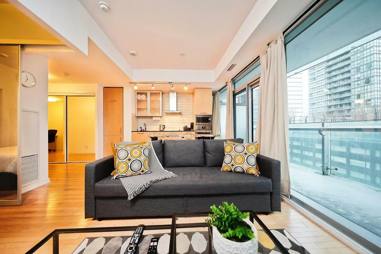 The York Boutique Suites Toronto 0*,