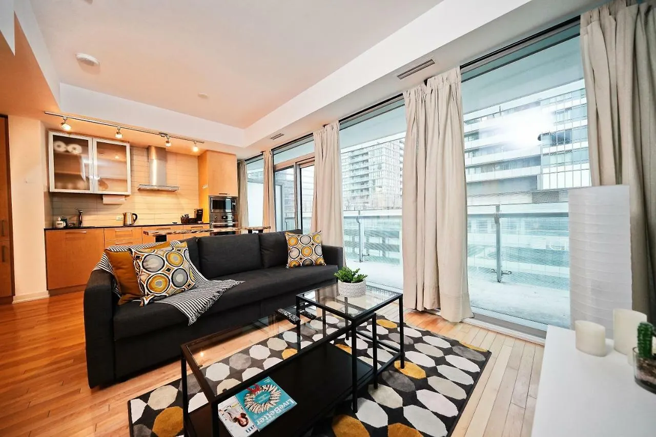 The York Boutique Suites Toronto Apartman