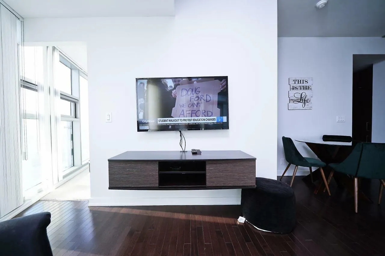 The York Boutique Suites Toronto Apartman